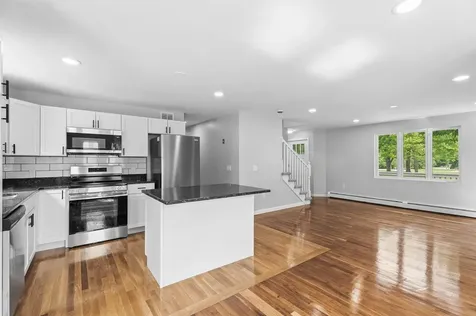 22 Farm Lane Seabrook NH 03874