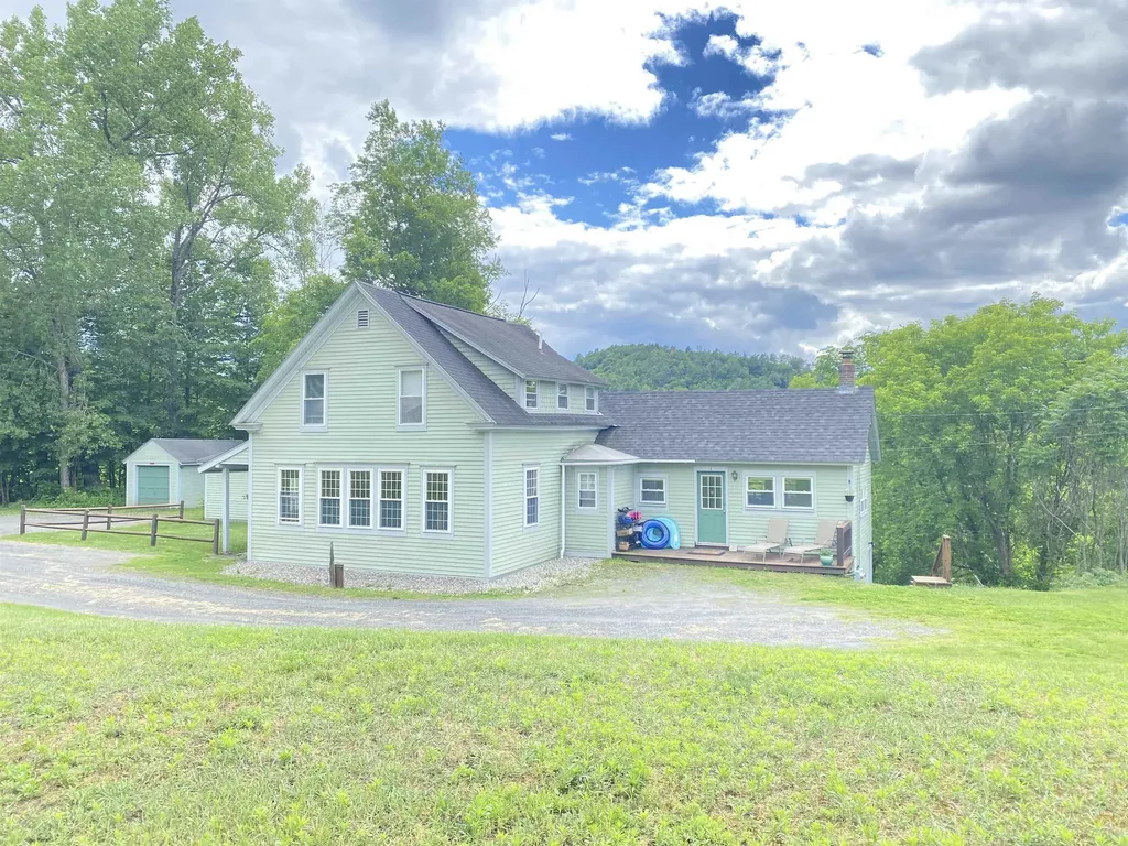 5863 Vermont Route 14 Royalton VT 05068
