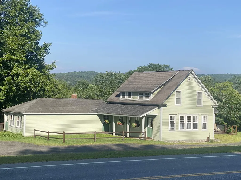 5863 Vermont Route 14 Royalton VT 05068