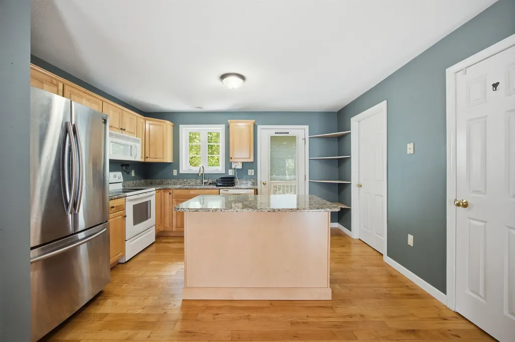 29 Melissa Way Laconia NH 03246