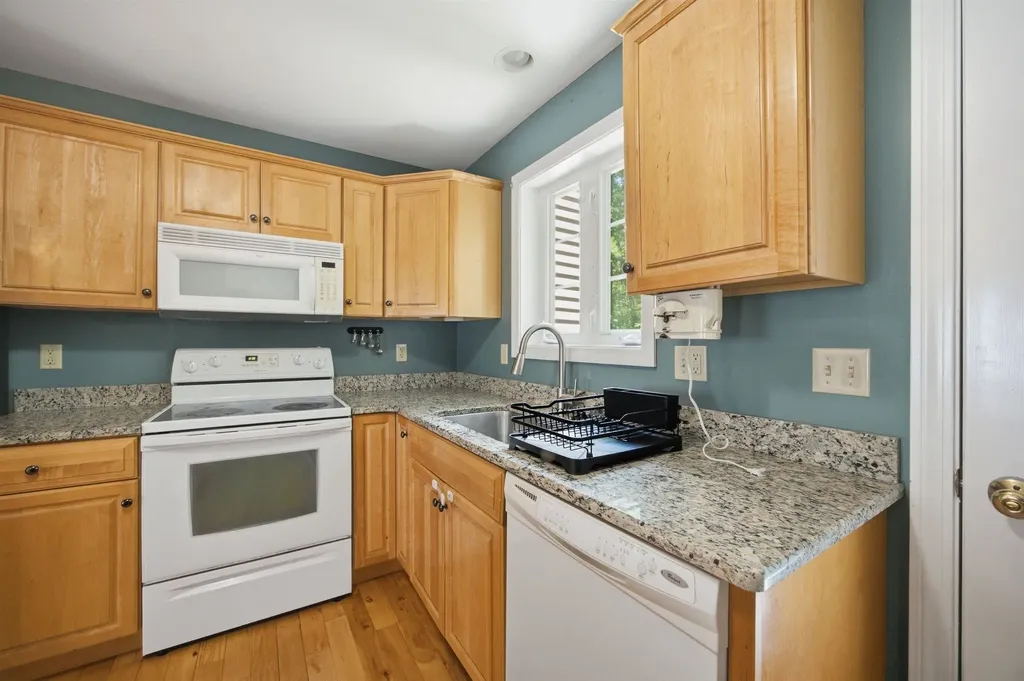 29 Melissa Way Laconia NH 03246