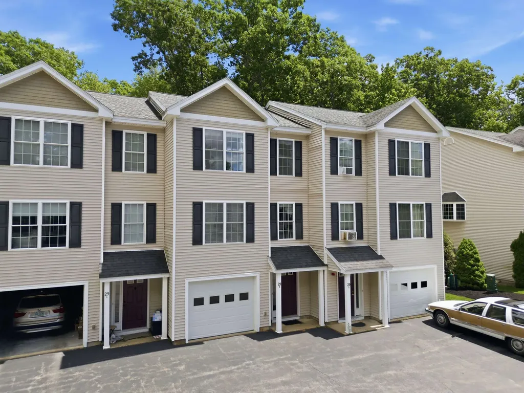 29 Melissa Way Laconia NH 03246