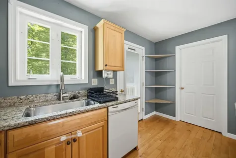 29 Melissa Way Laconia NH 03246