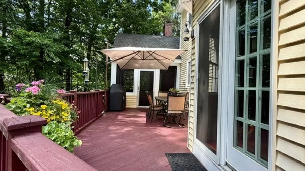 108 Skyview Drive Pelham NH 03076