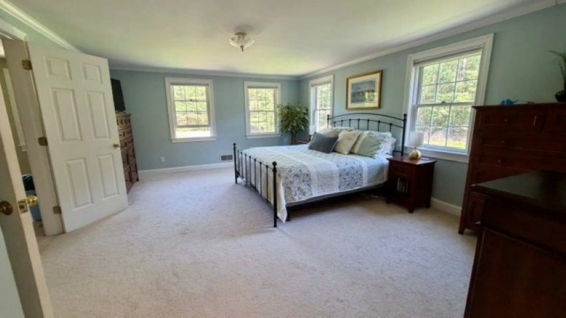 108 Skyview Drive Pelham NH 03076