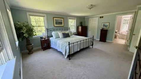 108 Skyview Drive Pelham NH 03076