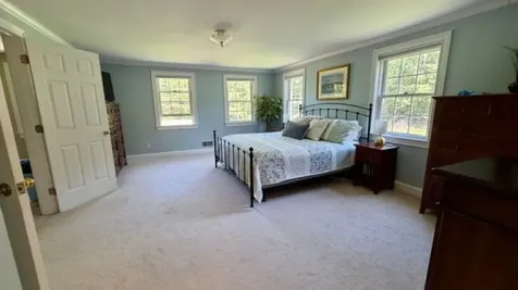 108 Skyview Drive Pelham NH 03076