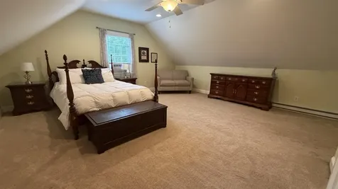 108 Skyview Drive Pelham NH 03076