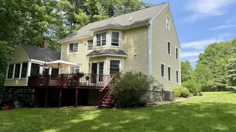 108 Skyview Drive Pelham NH 03076