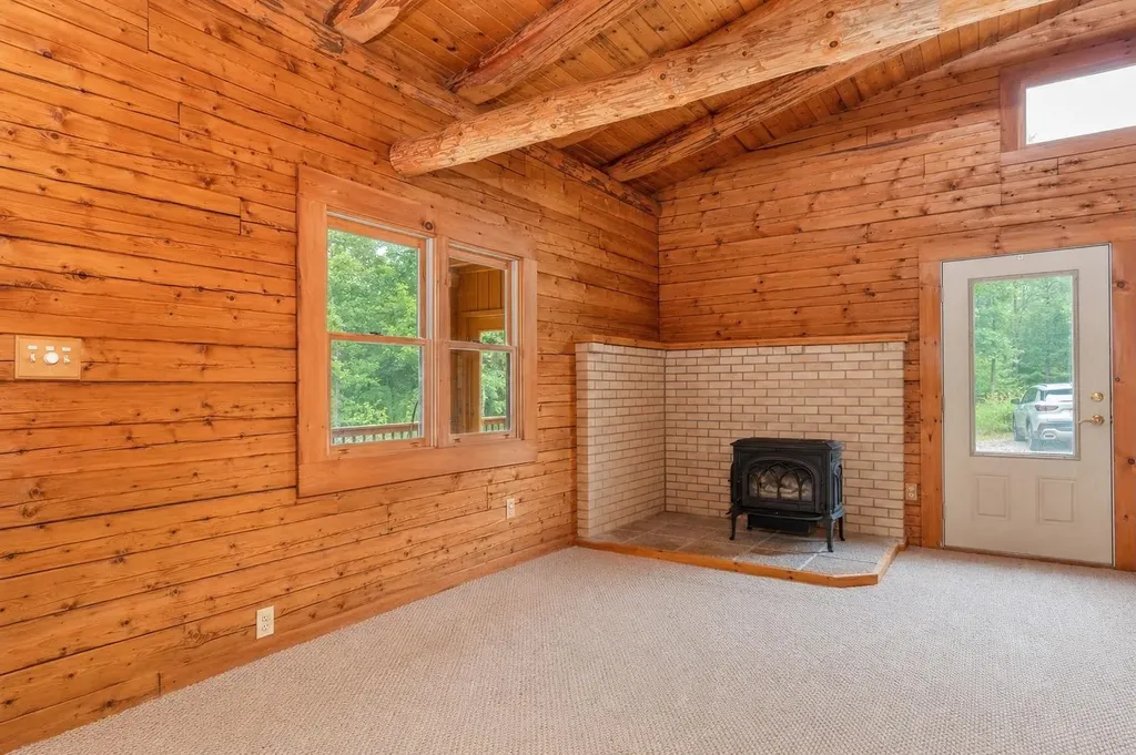 60 Snell Road Meredith NH 03253