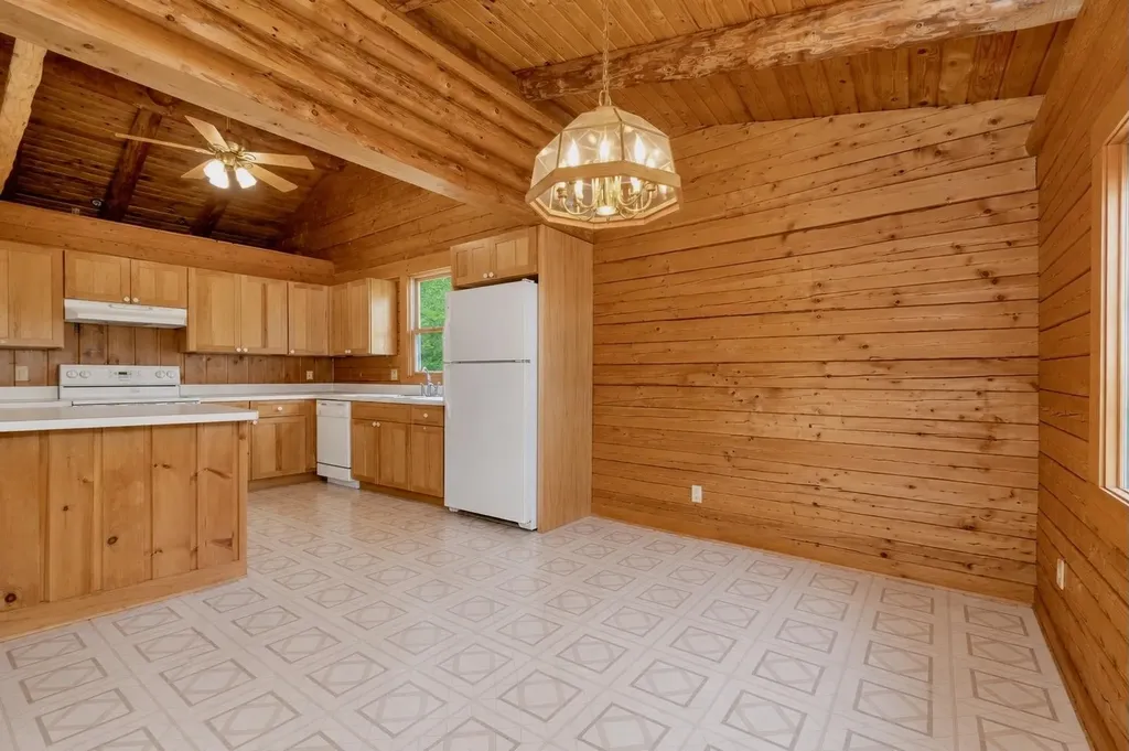 60 Snell Road Meredith NH 03253
