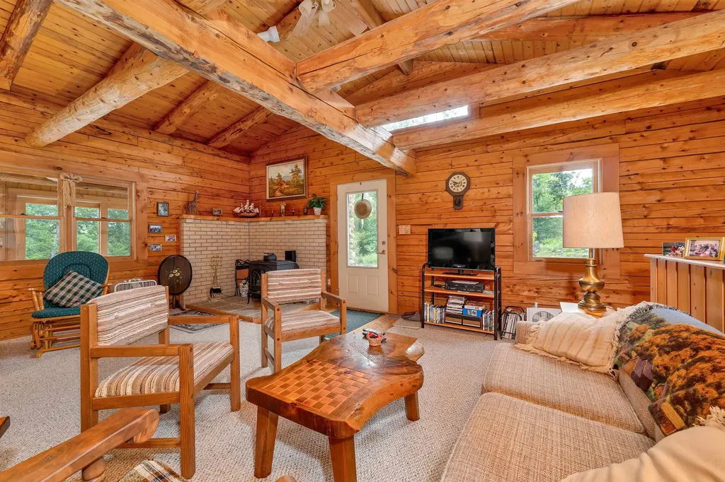 60 Snell Road Meredith NH 03253
