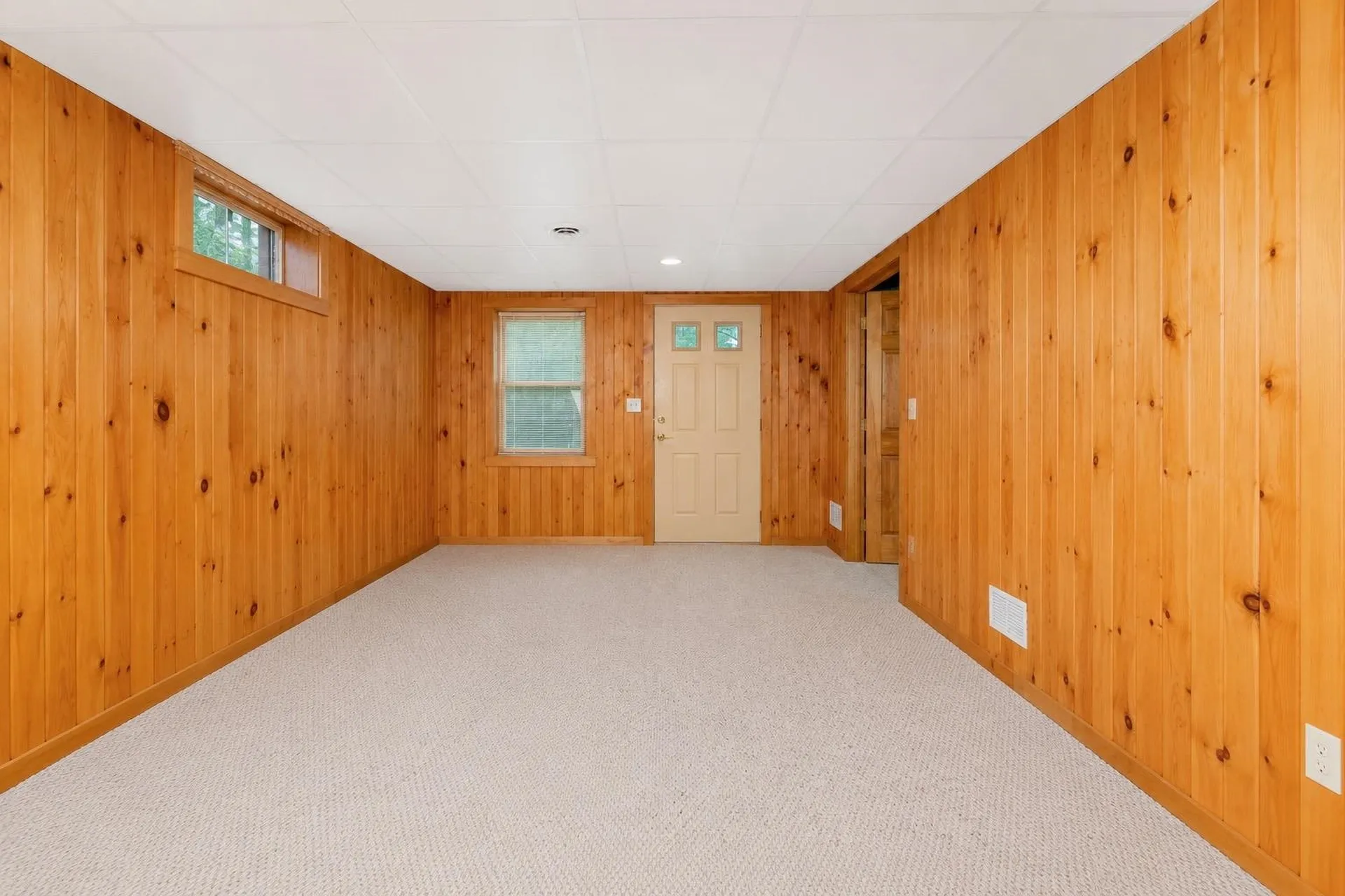 60 Snell Road Meredith NH 03253