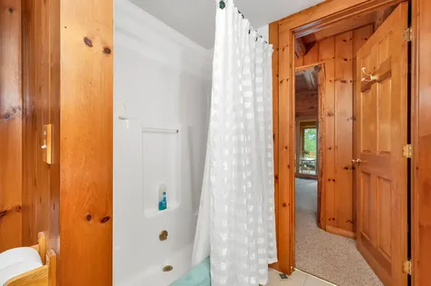 60 Snell Road Meredith NH 03253
