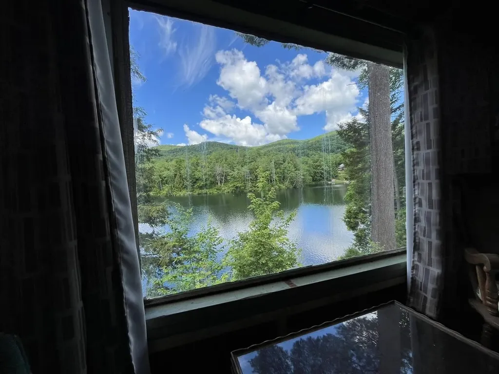 245 Meadow Lane Woodbury VT 05681