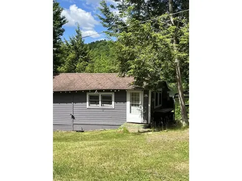 245 Meadow Lane Woodbury VT 05681