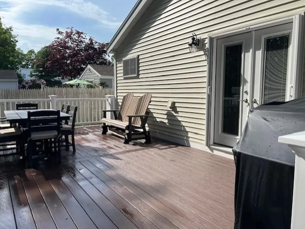 23 Walnut Avenue Hampton NH 03842