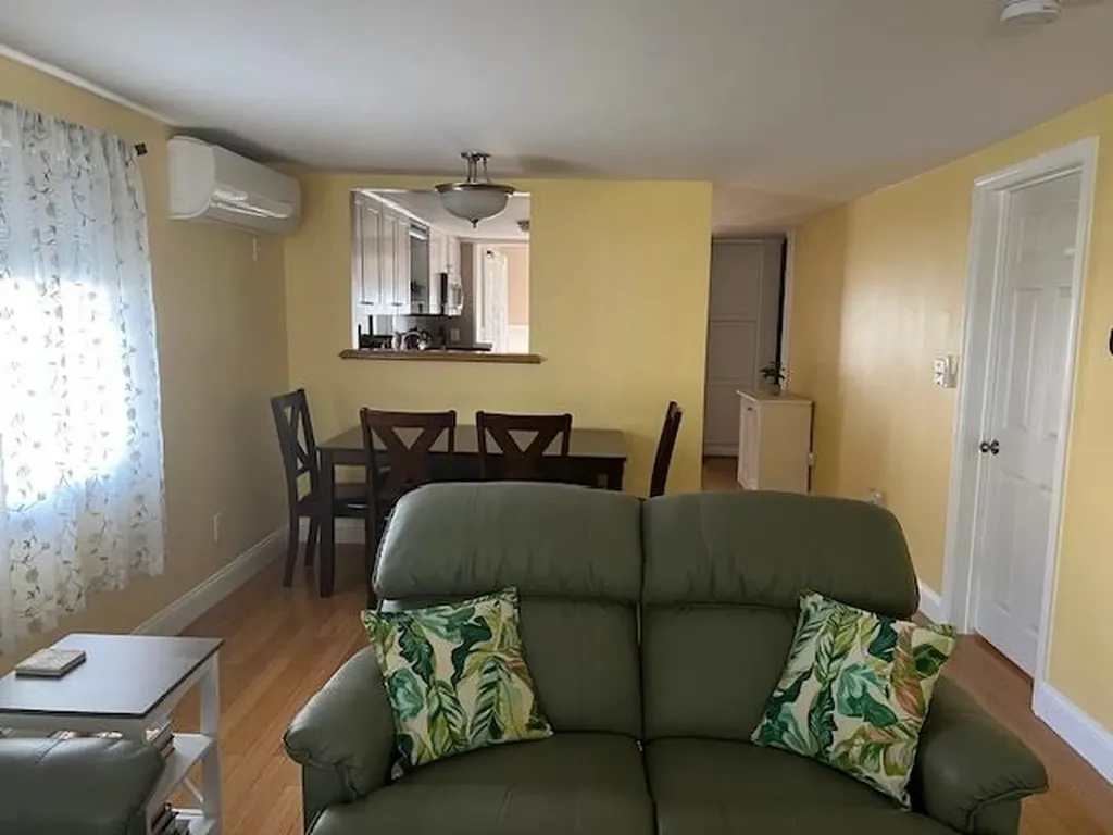 23 Walnut Avenue Hampton NH 03842