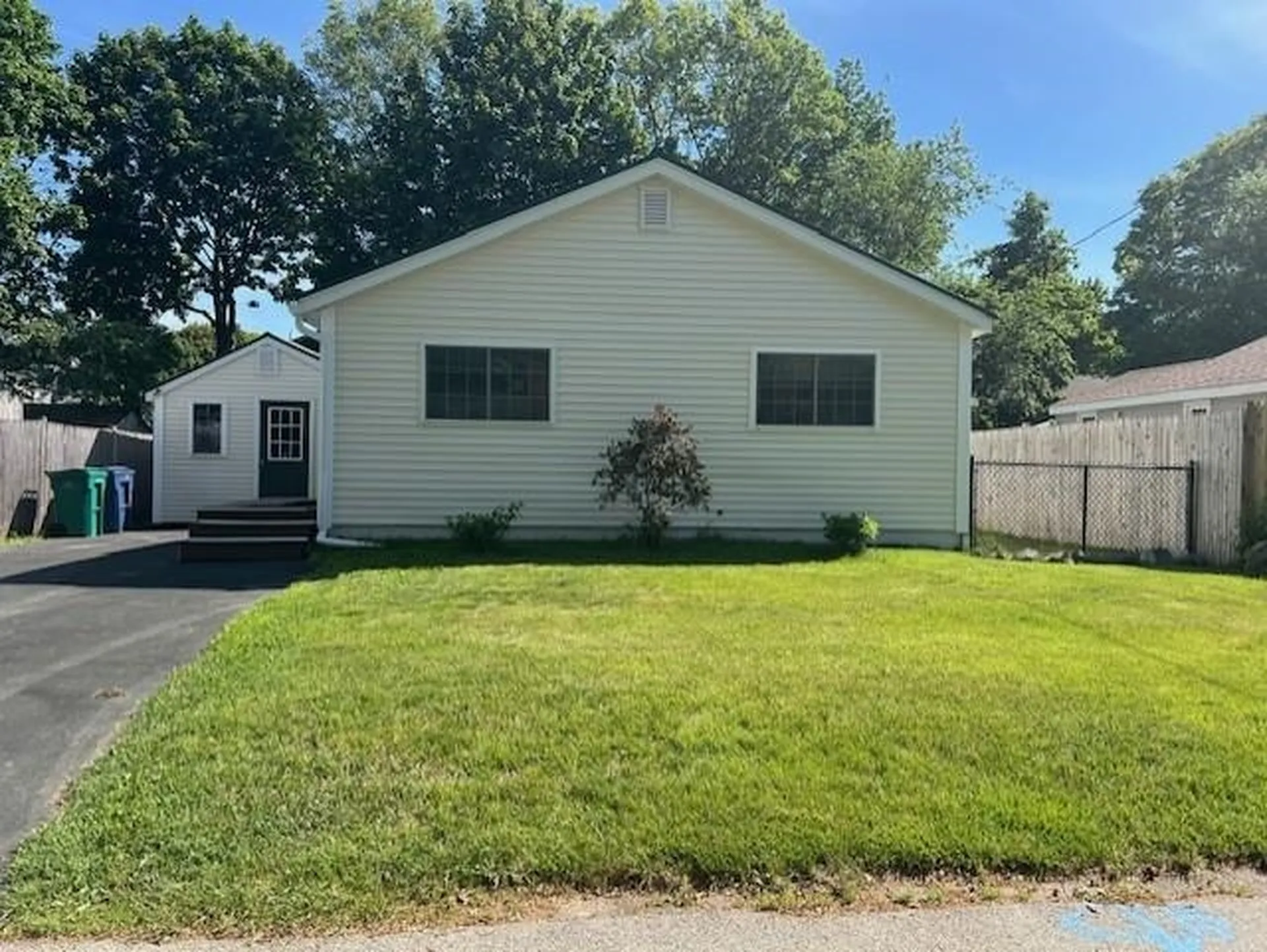 23 Walnut Avenue Hampton NH 03842