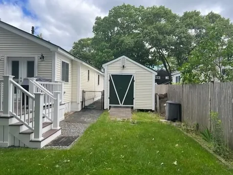 23 Walnut Avenue Hampton NH 03842