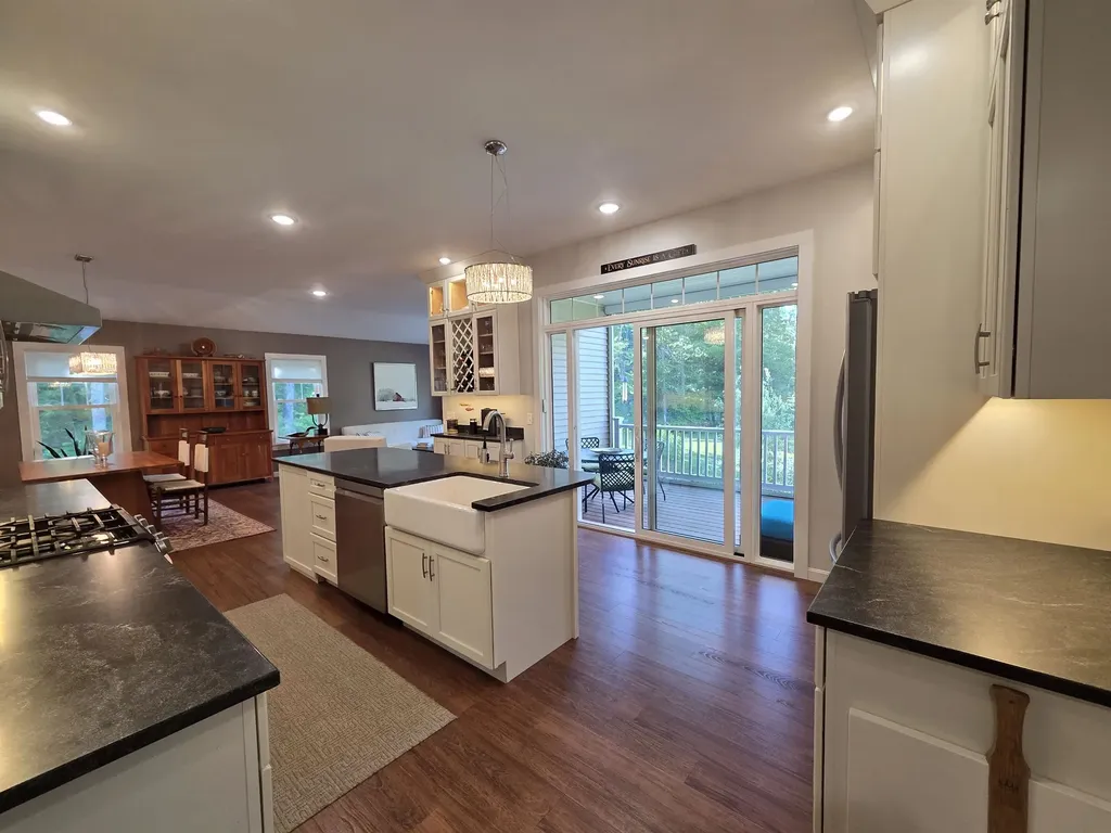 446 Edgemont Road Sunapee NH 03782