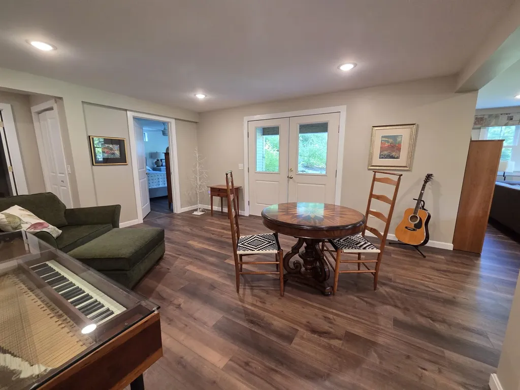 446 Edgemont Road Sunapee NH 03782