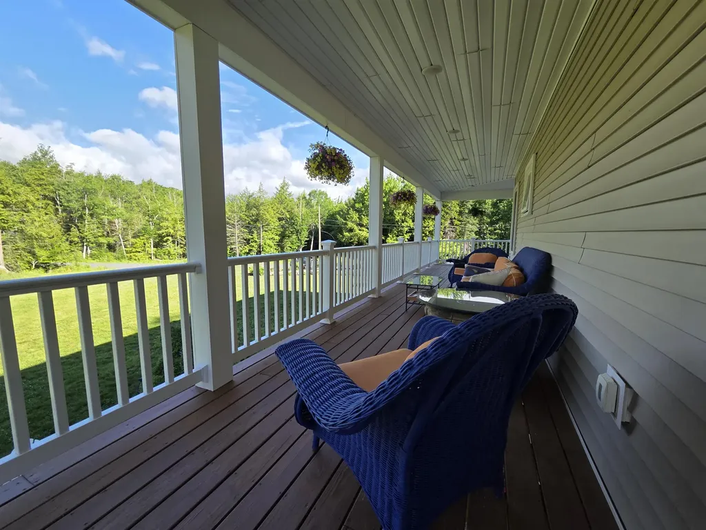 446 Edgemont Road Sunapee NH 03782