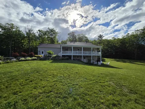 446 Edgemont Road Sunapee NH 03782