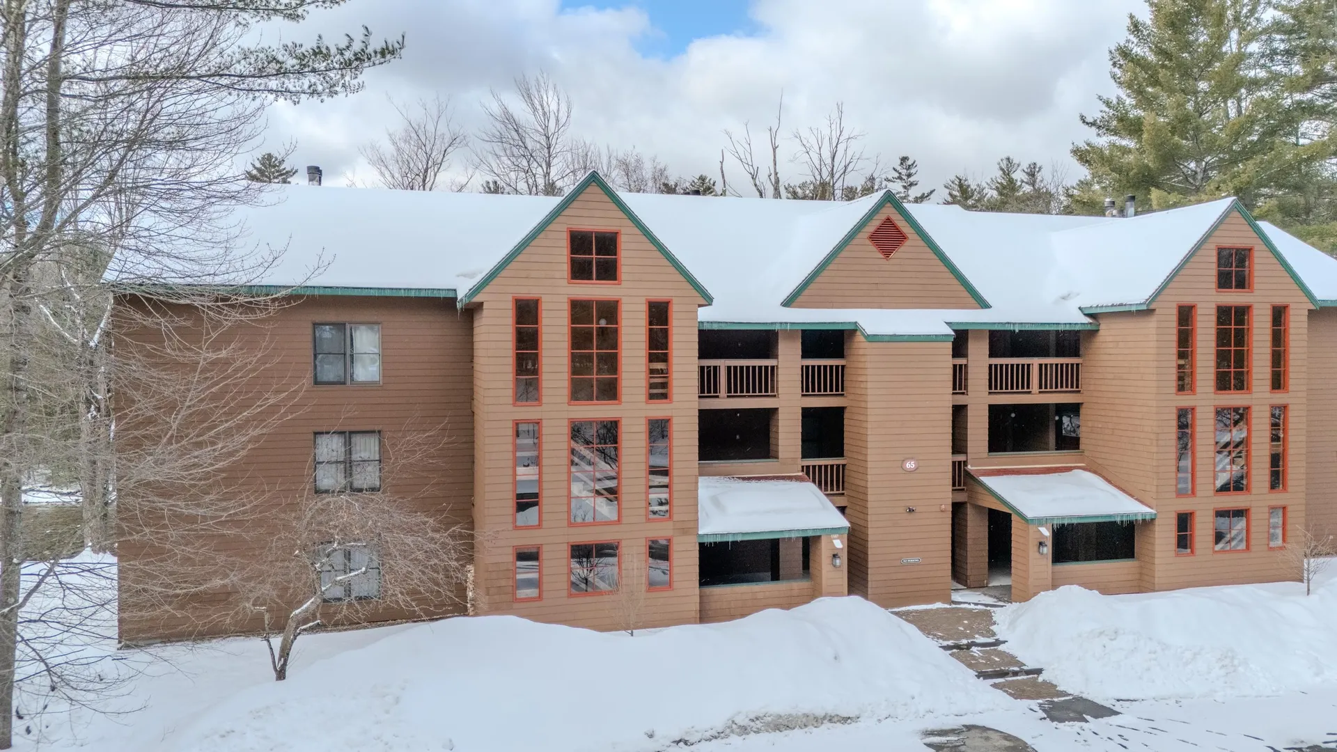 65 Riverfront Drive Woodstock NH 03262