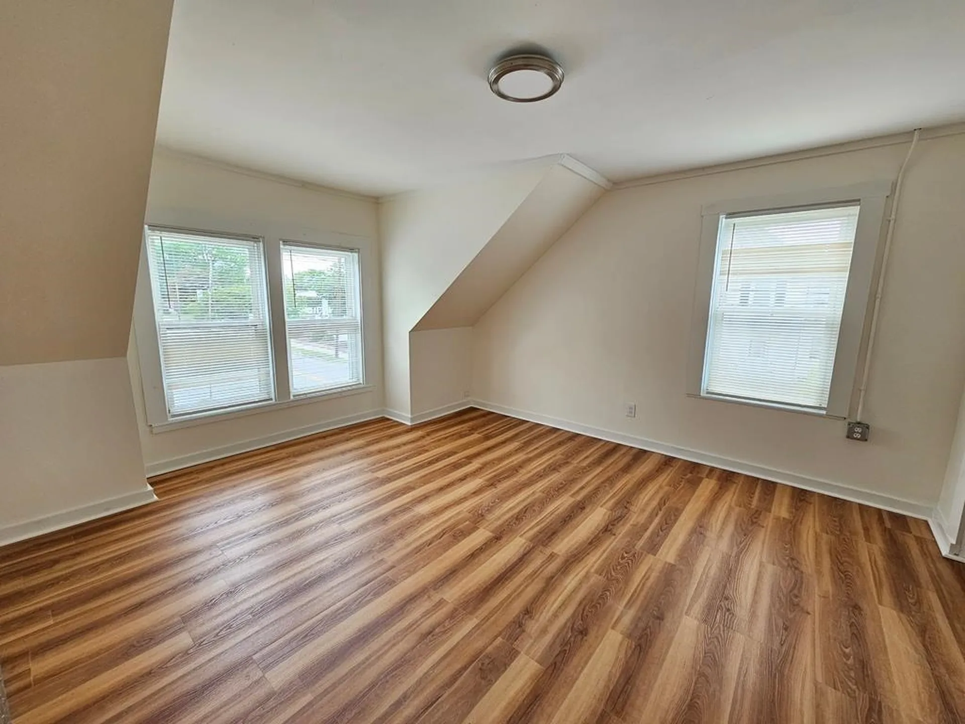 27 Water Street Keene NH 03431
