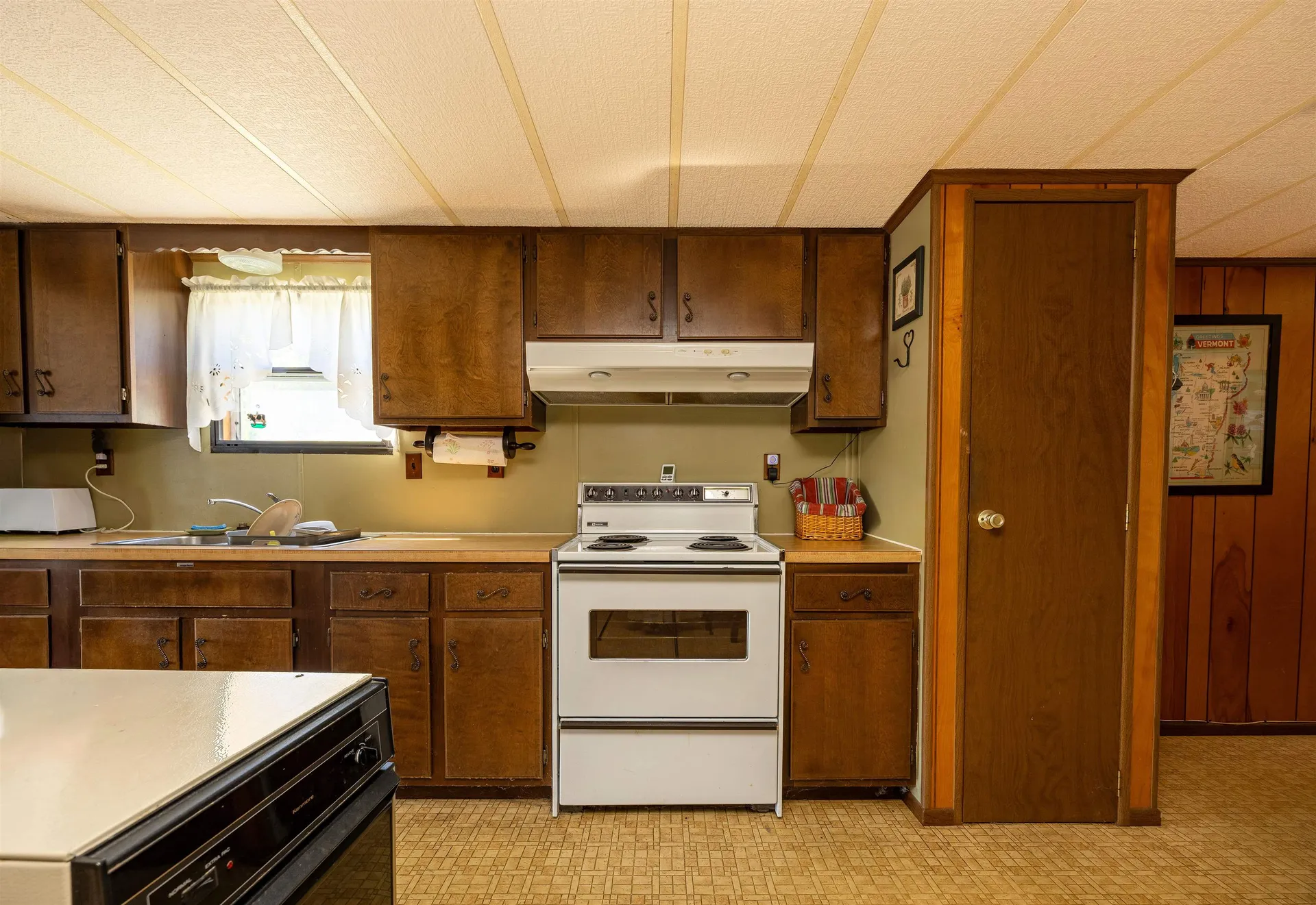 81 Shoreline Drive Barnet VT 05821