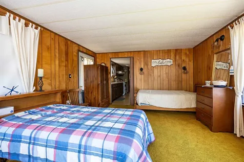 81 Shoreline Drive Barnet VT 05821