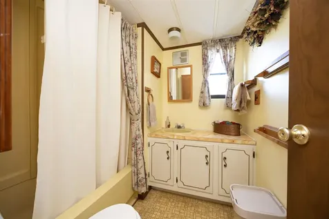 81 Shoreline Drive Barnet VT 05821