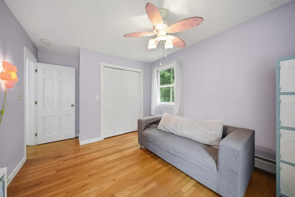 47 Beaver Lane Bedford NH 03110