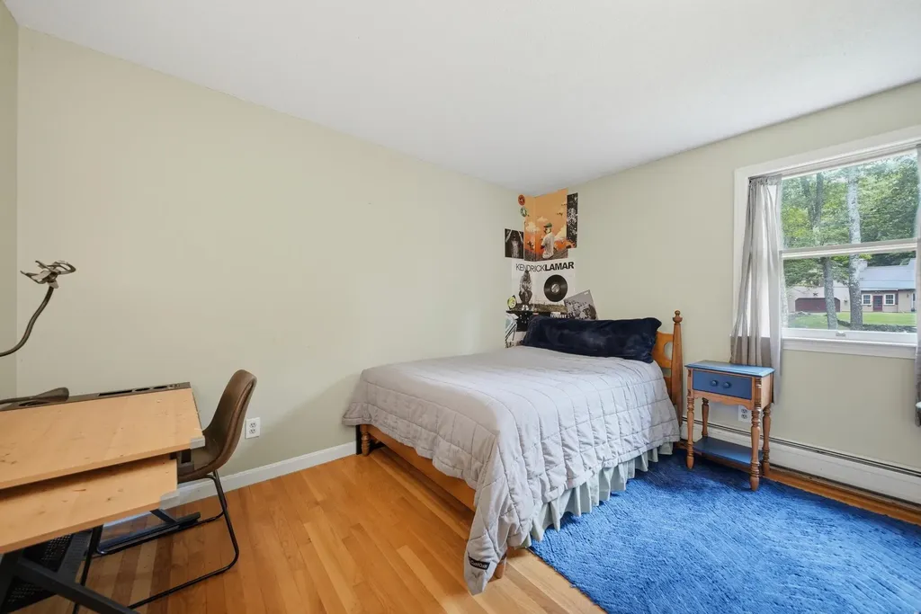 47 Beaver Lane Bedford NH 03110