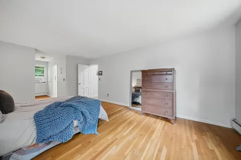 47 Beaver Lane Bedford NH 03110