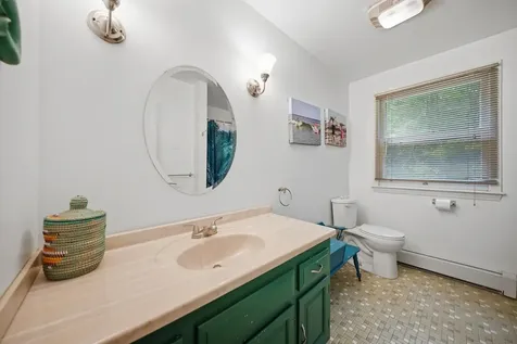 47 Beaver Lane Bedford NH 03110