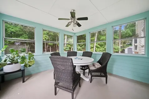 47 Beaver Lane Bedford NH 03110