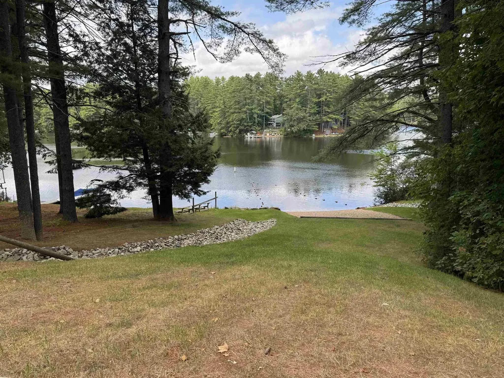201 Beverly Hills Drive Wakefield NH 03830