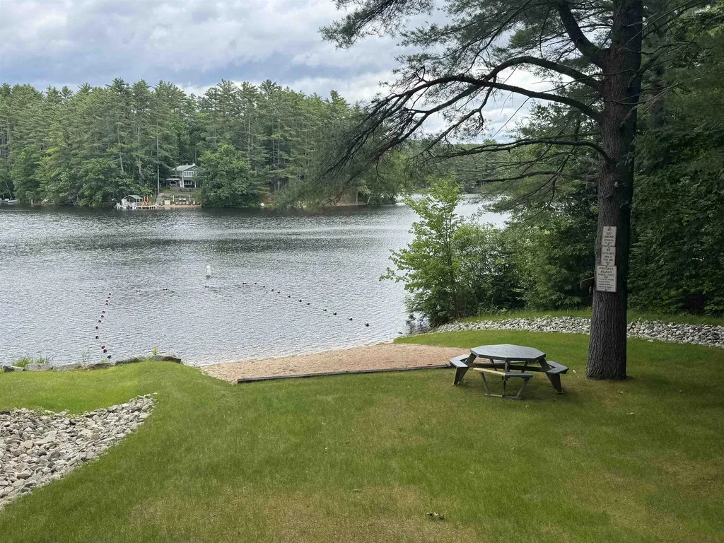 201 Beverly Hills Drive Wakefield NH 03830