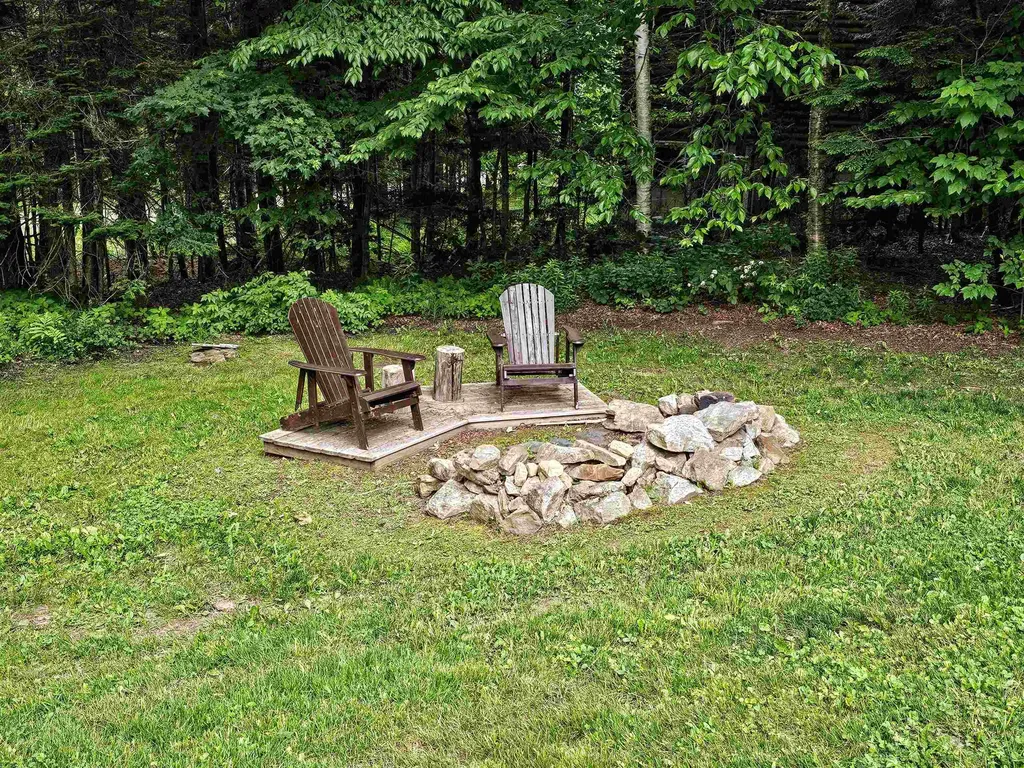 60 East Brook Crossing Wilmington VT 05363