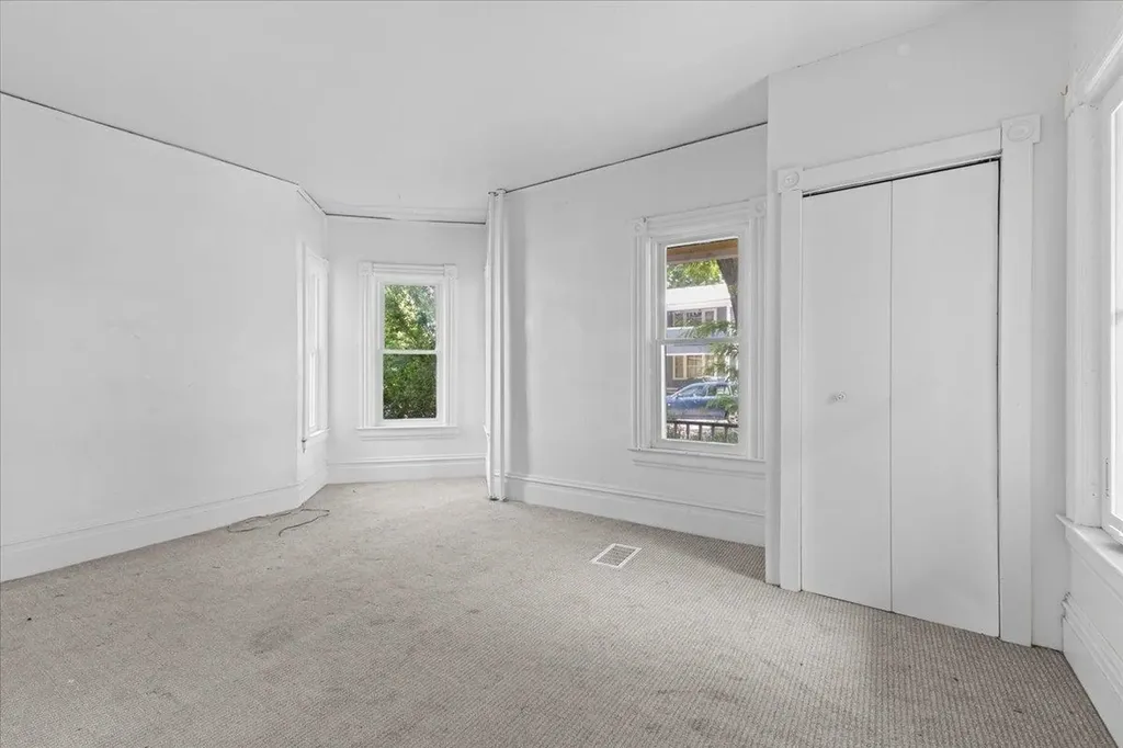 21 Hyde Street Burlington VT 05401