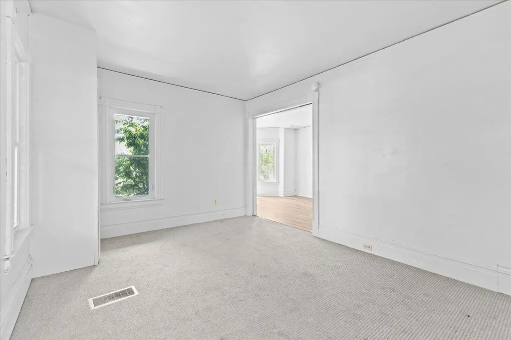 21 Hyde Street Burlington VT 05401