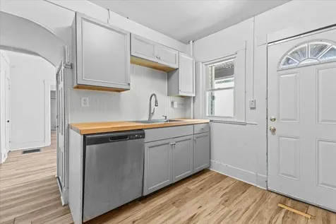 21 Hyde Street Burlington VT 05401
