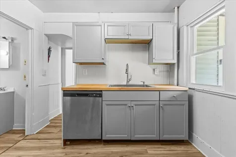 21 Hyde Street Burlington VT 05401