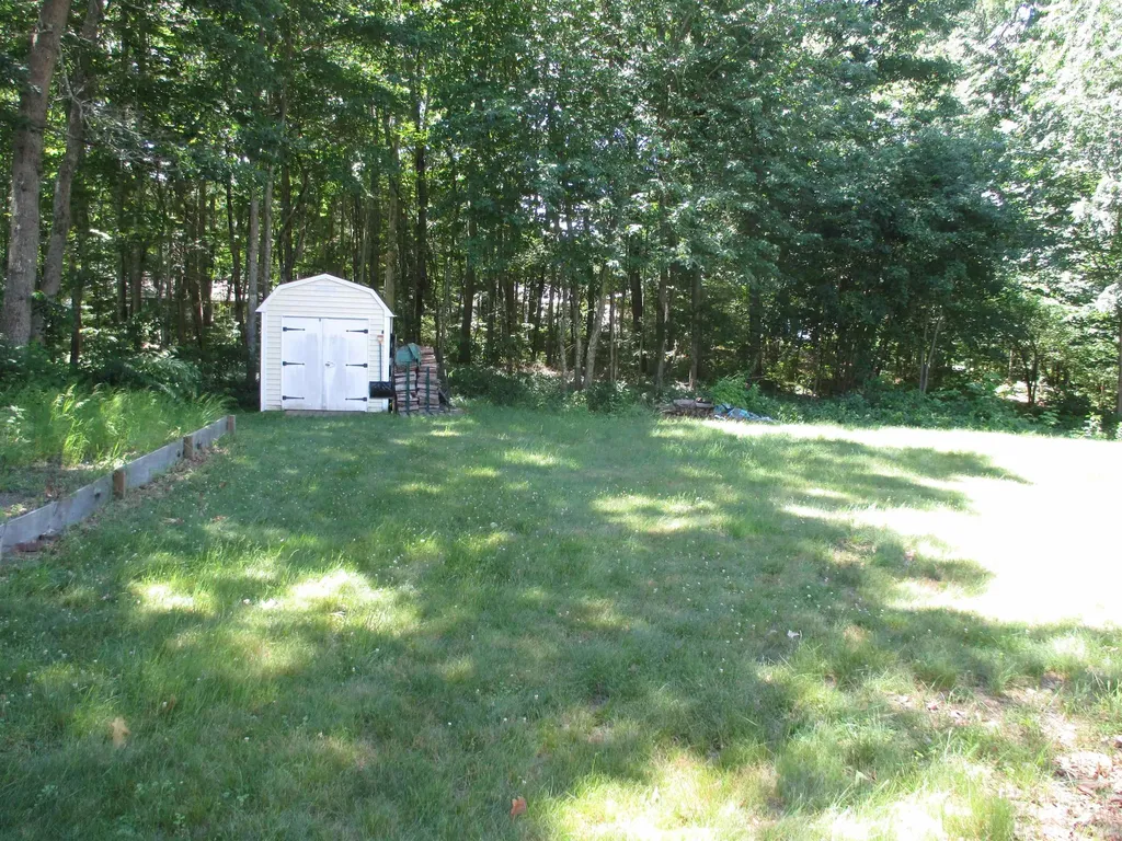 32 Pinewood Drive Somersworth NH 03878
