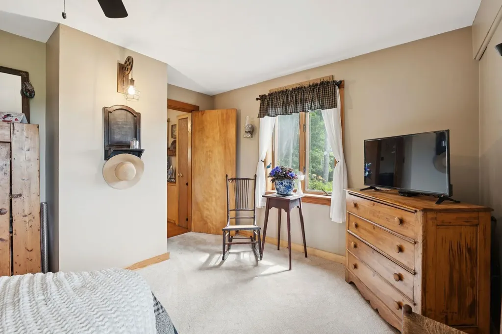 867 East Bethel Road Randolph VT 05061