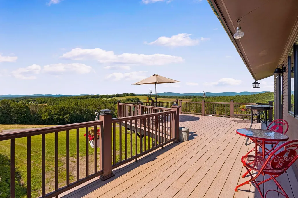 867 East Bethel Road Randolph VT 05061