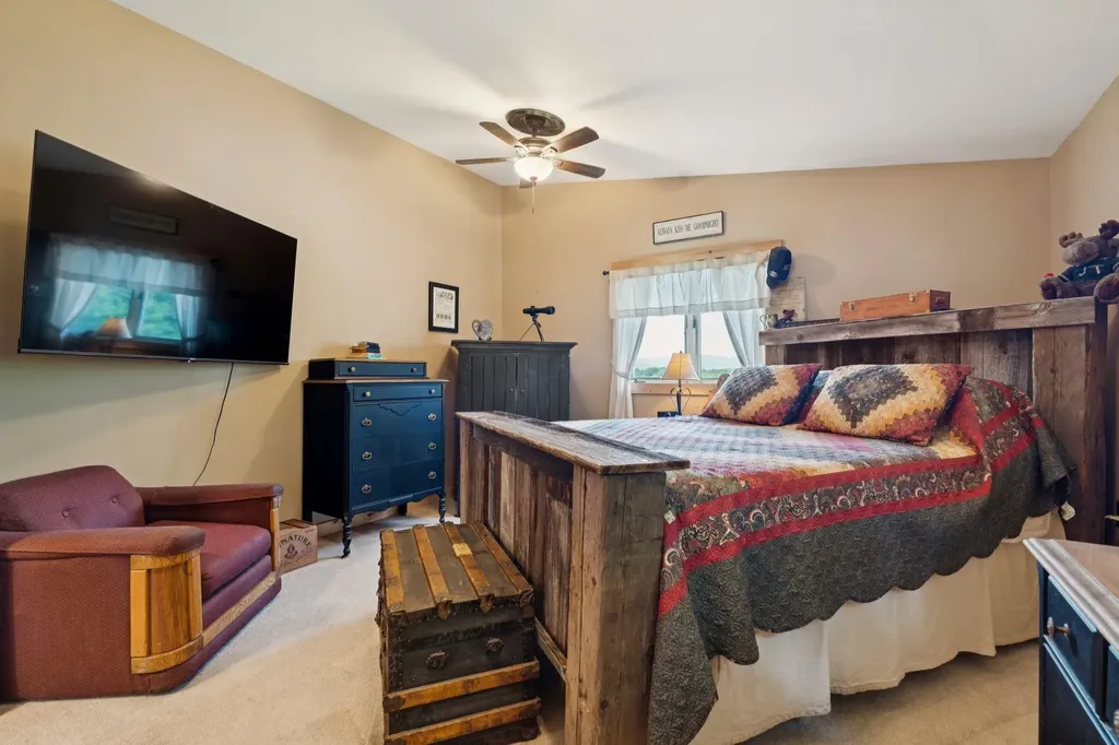867 East Bethel Road Randolph VT 05061