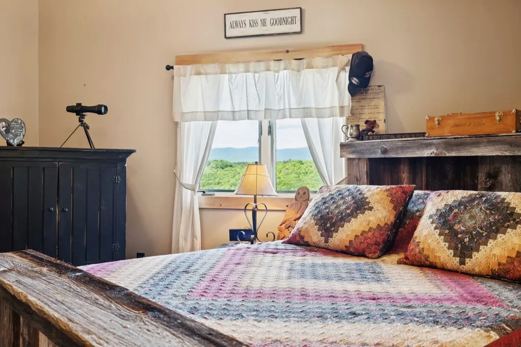 867 East Bethel Road Randolph VT 05061